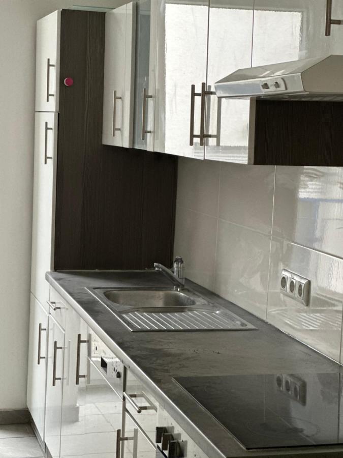 City Apartment Wina Bagian luar foto