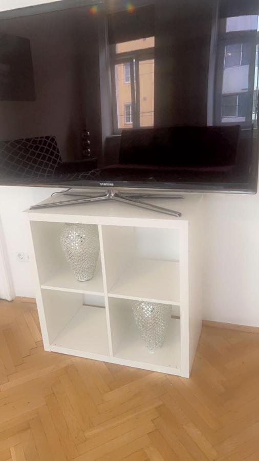 City Apartment Wina Bagian luar foto